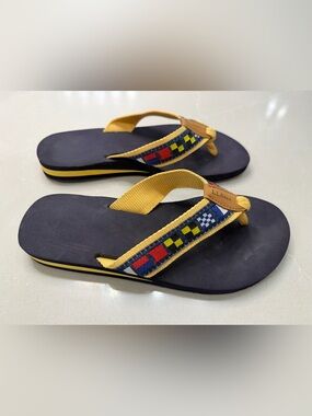 L.L. Bean Yellow-Strap Nautical Pattern Flip Flops, 8